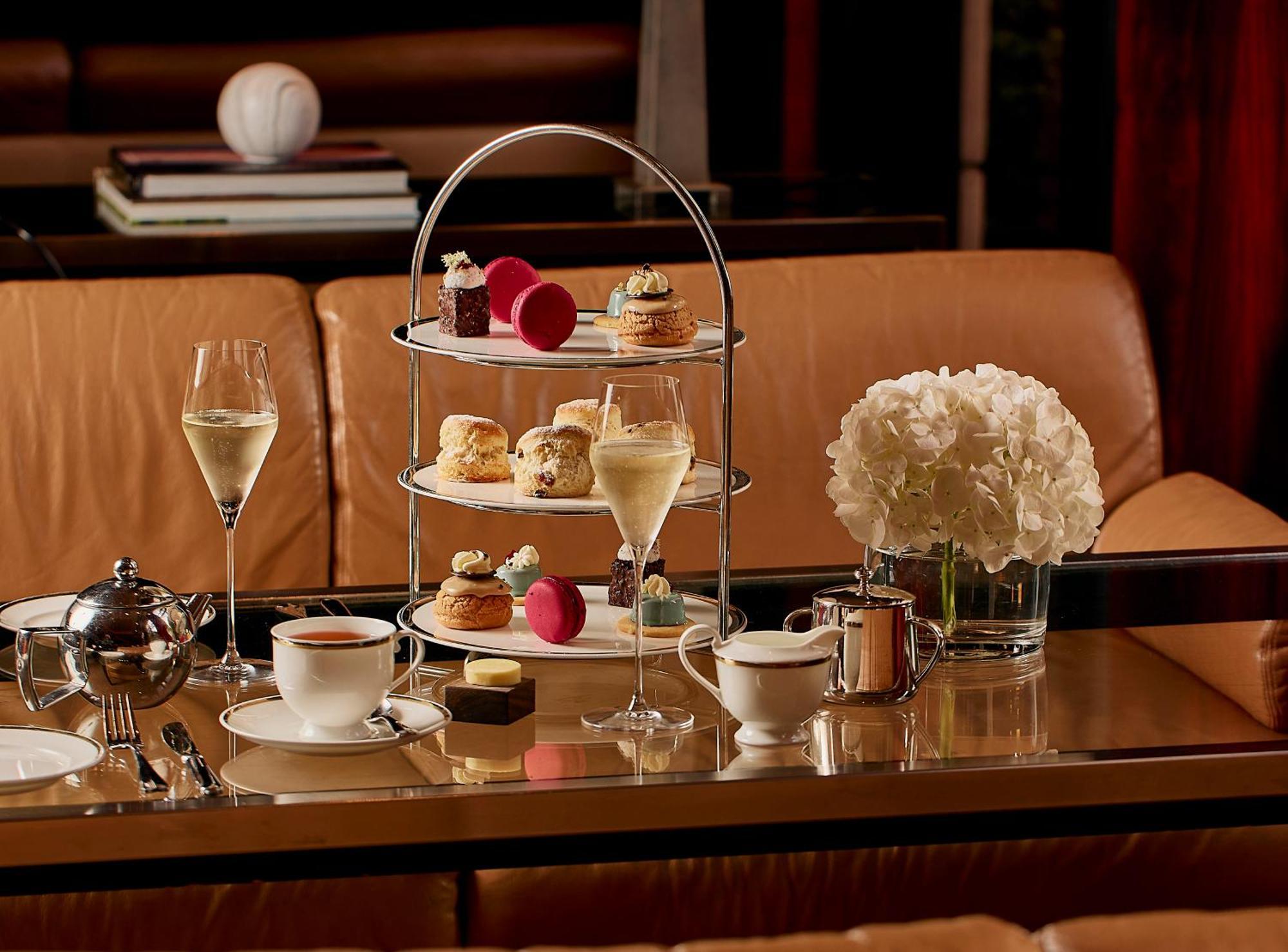 Hotel Park Hyatt Melbourne Zewnętrze zdjęcie Afternoon tea at the Mandarin Oriental, London