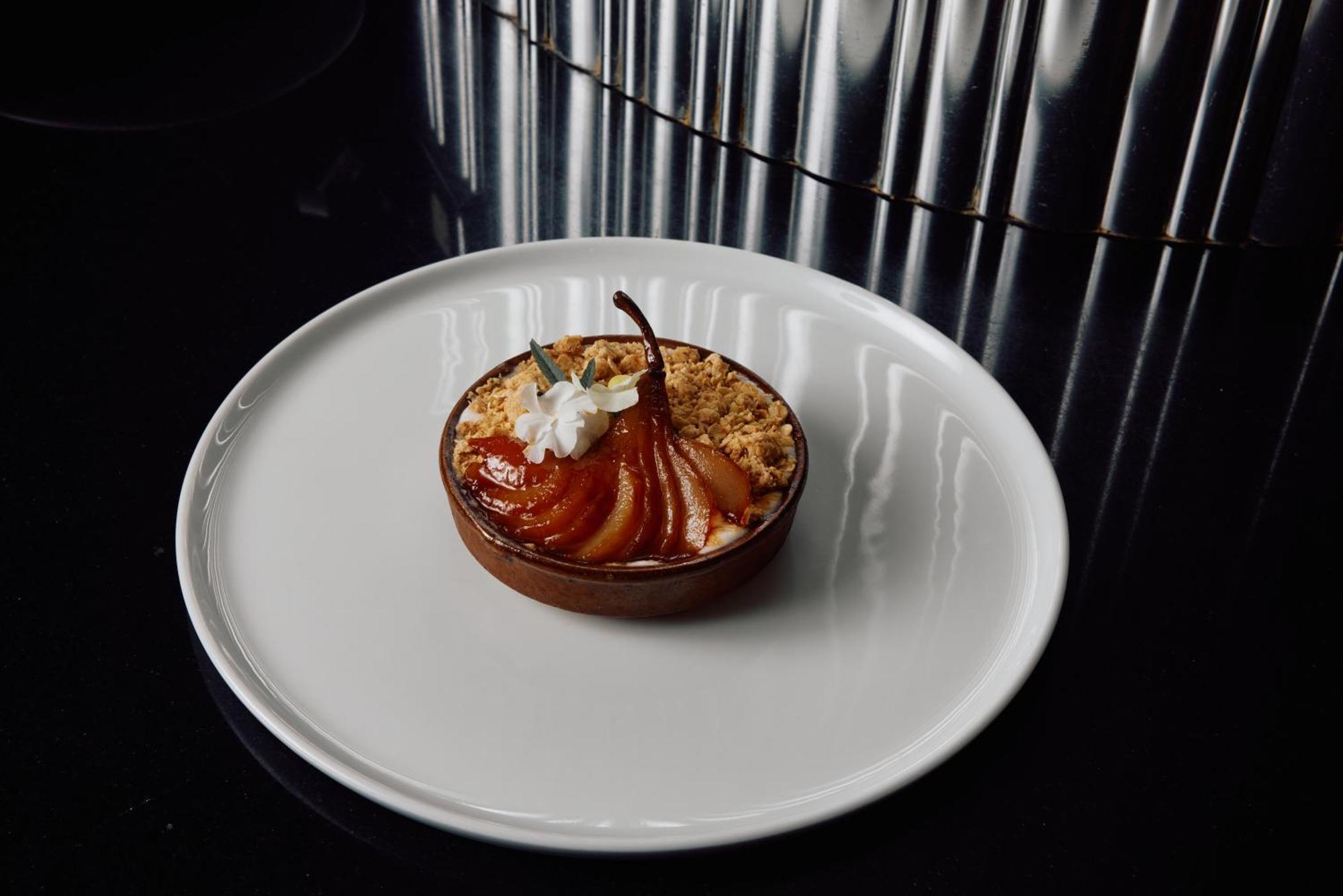 Hotel Park Hyatt Melbourne Zewnętrze zdjęcie Pear and almond crumble